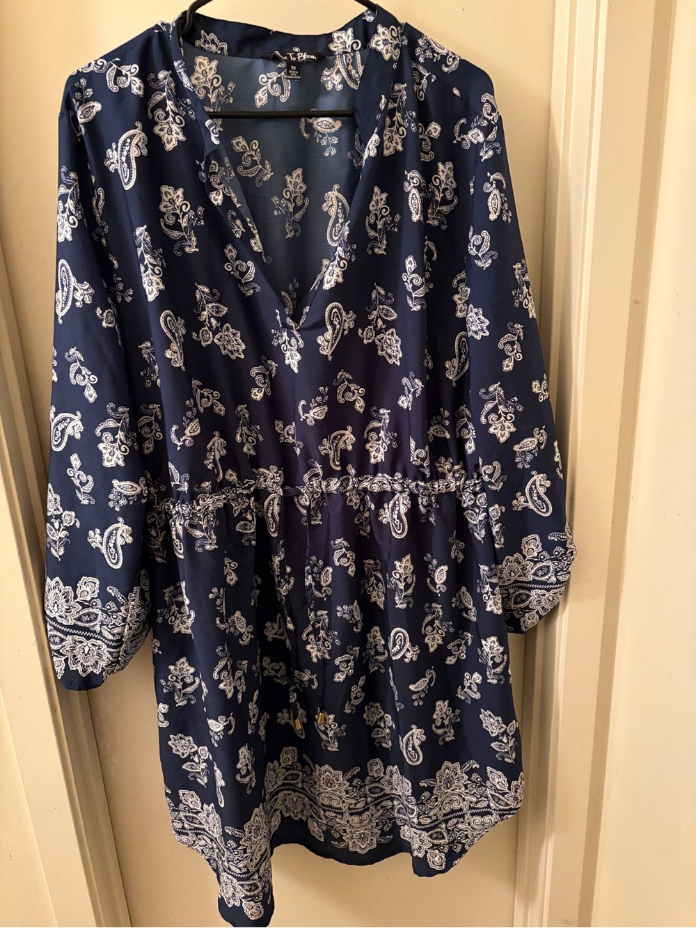Navy Paisley V-Neck Long Sleeve Midi Dress